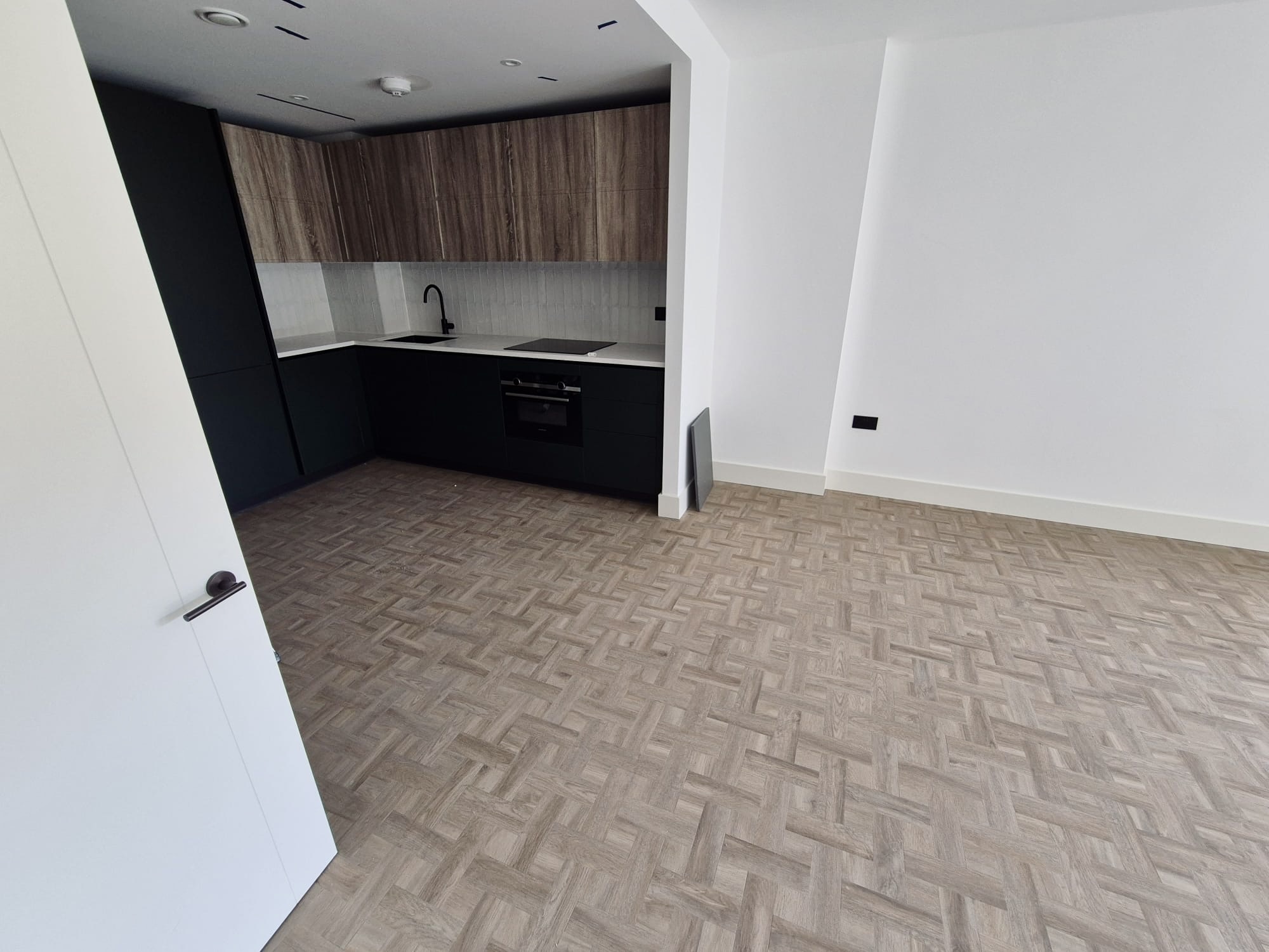 One Clapham Junction, London — image 2