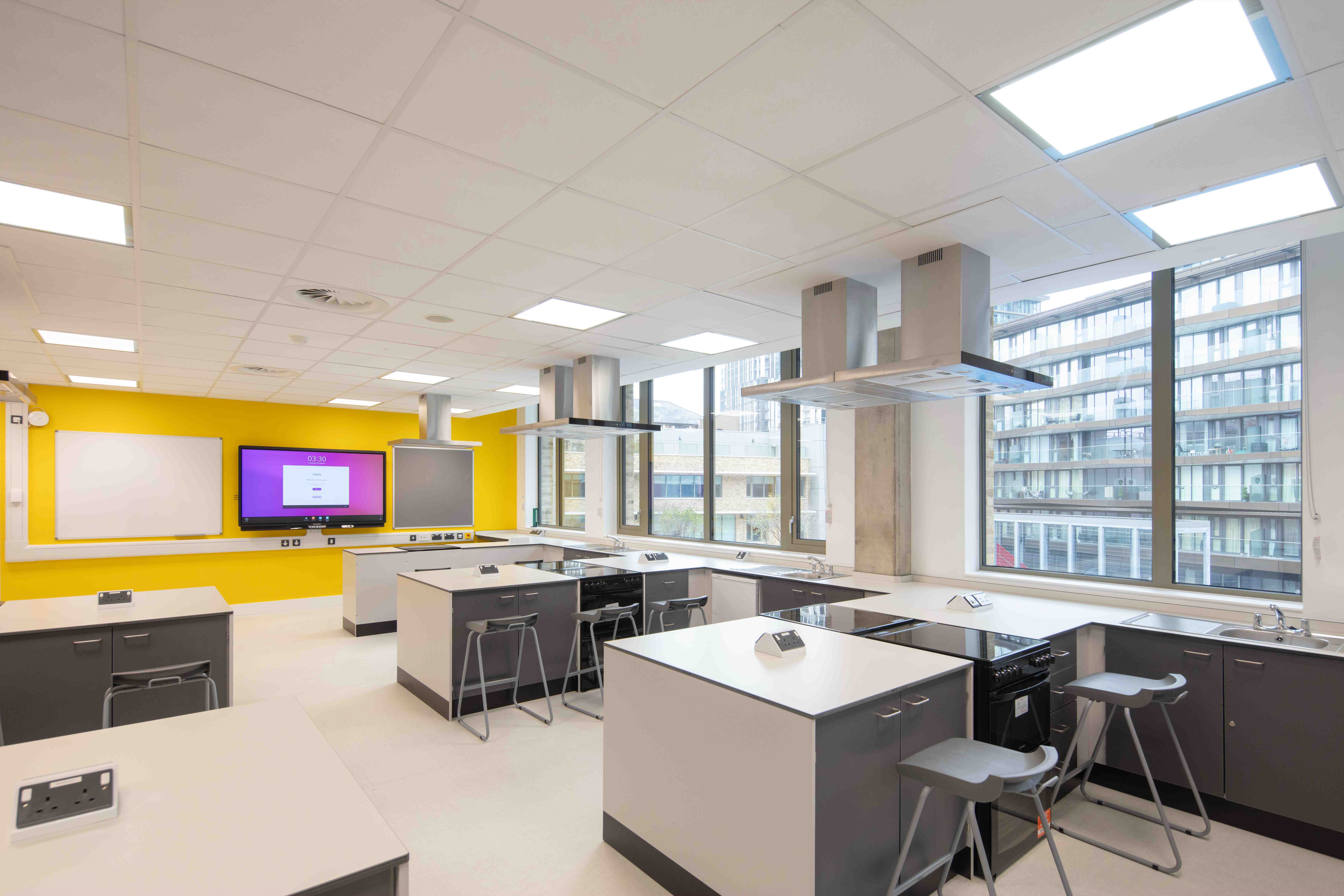 Mulberry Dock School, London — image 6