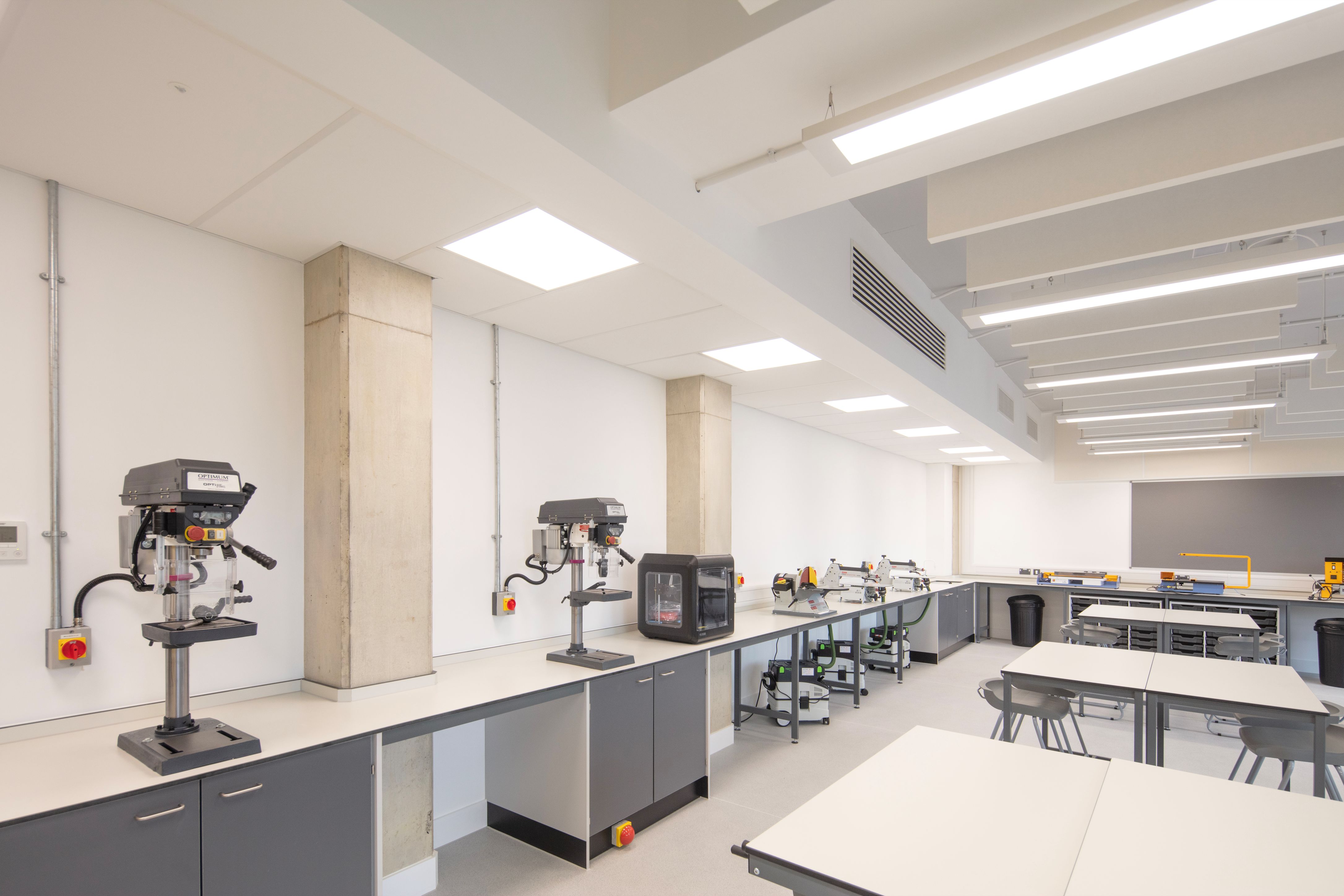 Mulberry Dock School, London — image 8