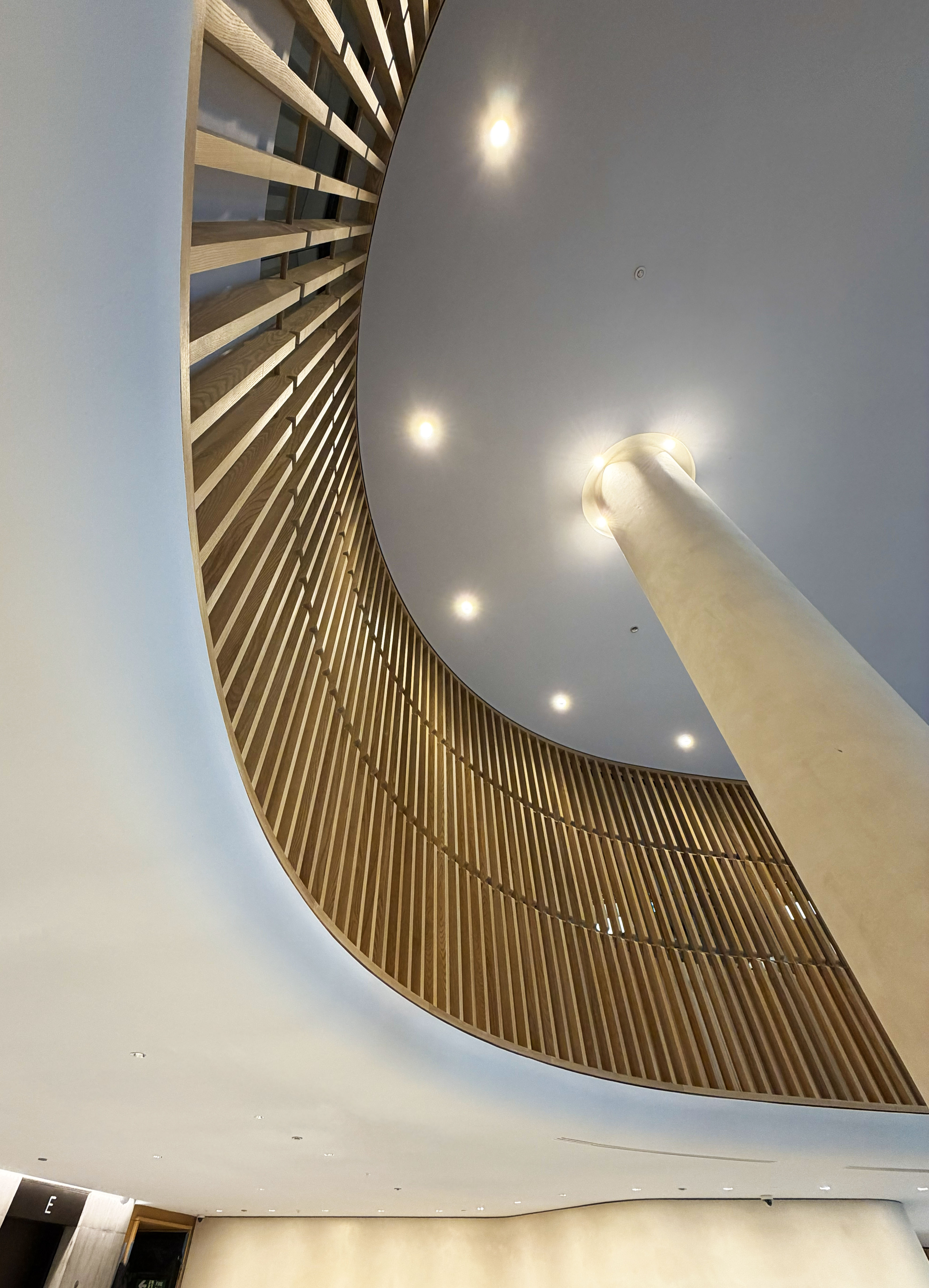 Network Building, London — image 2