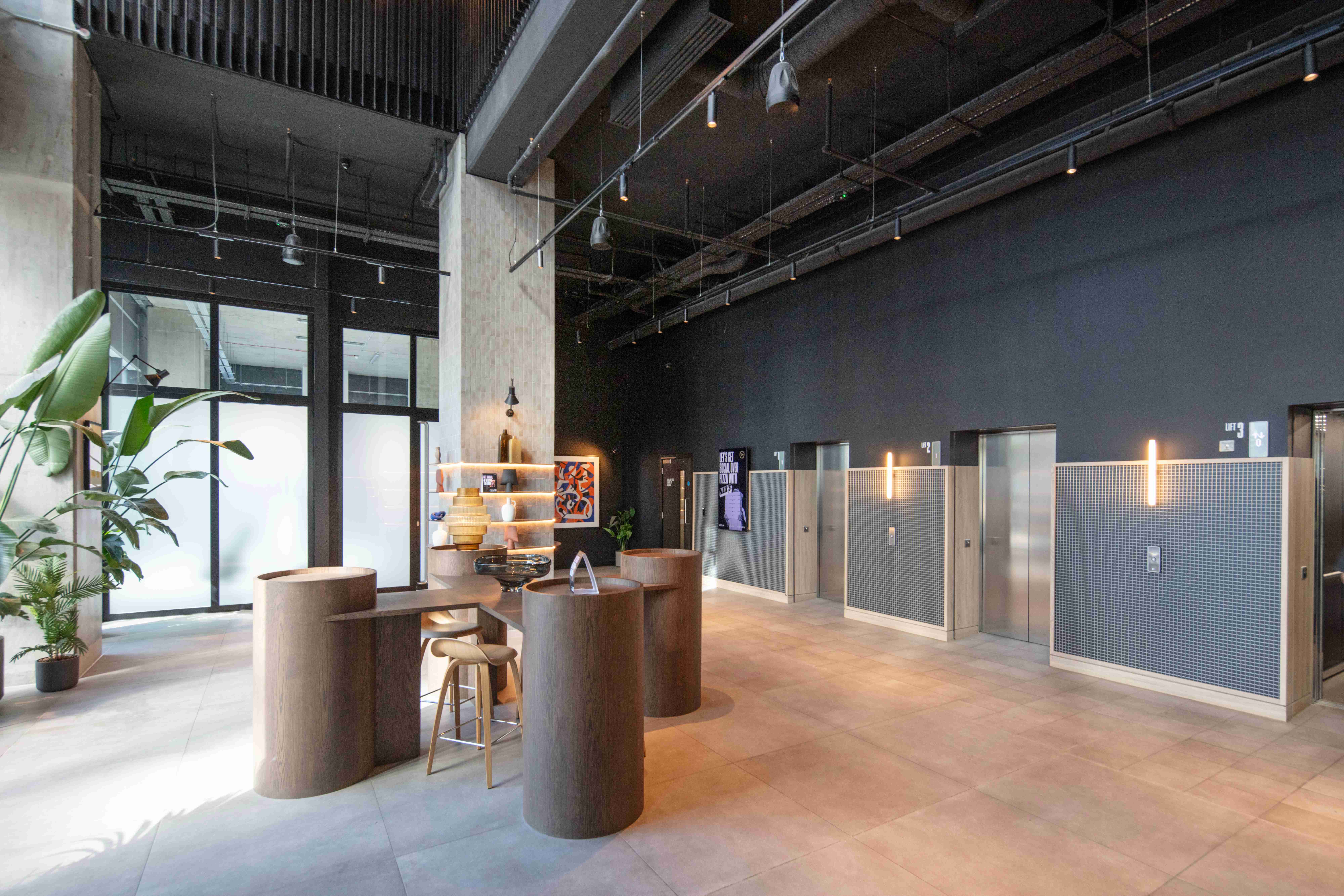 T1 Vita, Manchester — image 1