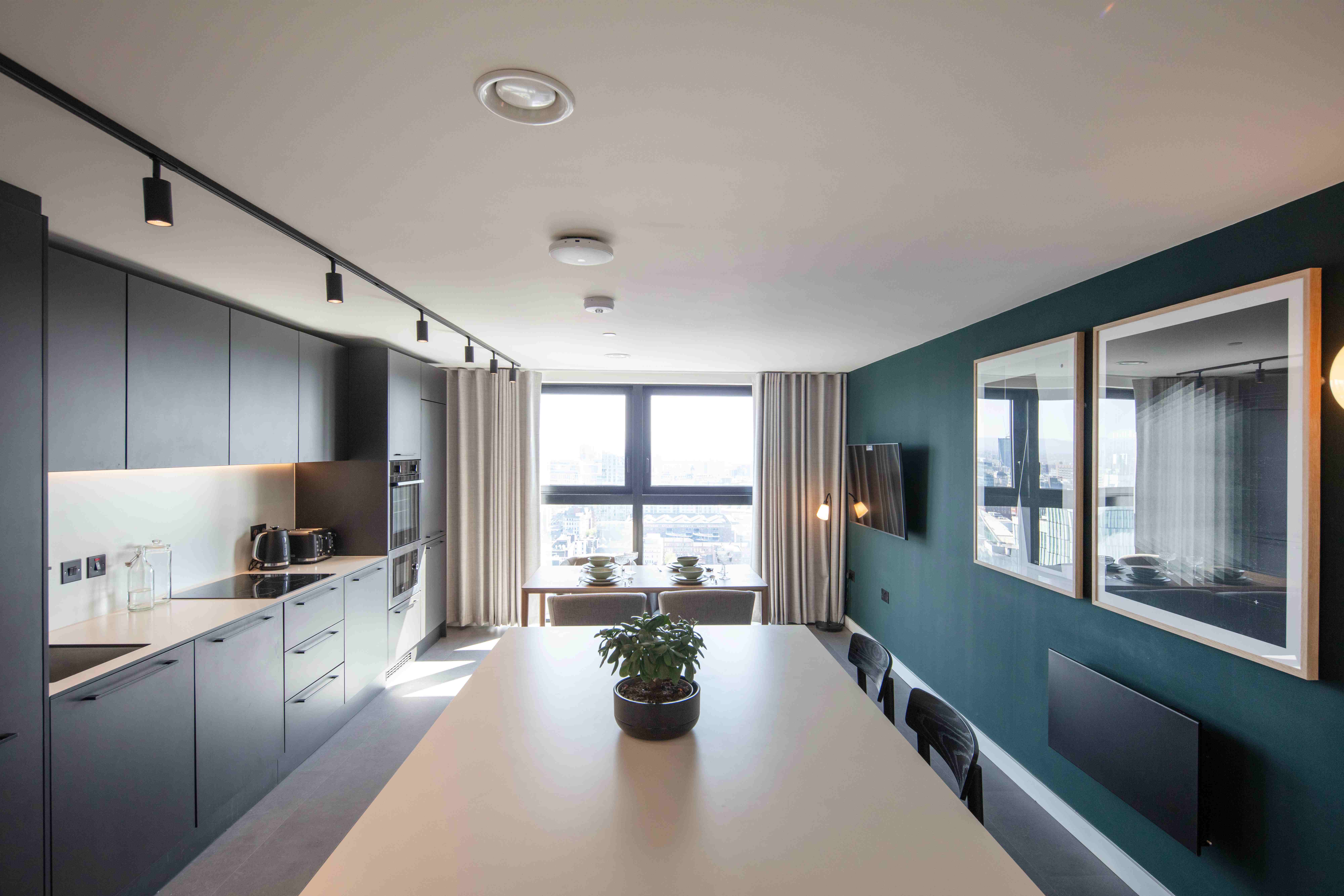T1 Vita, Manchester — image 8